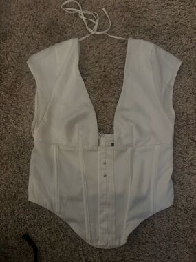 White Fox cap sleeve white corset top